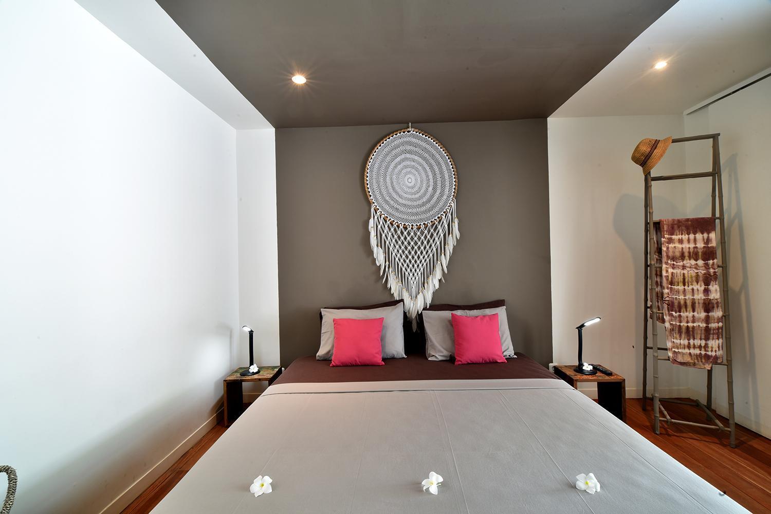 Meno Suites ギリ島 エクステリア 写真
