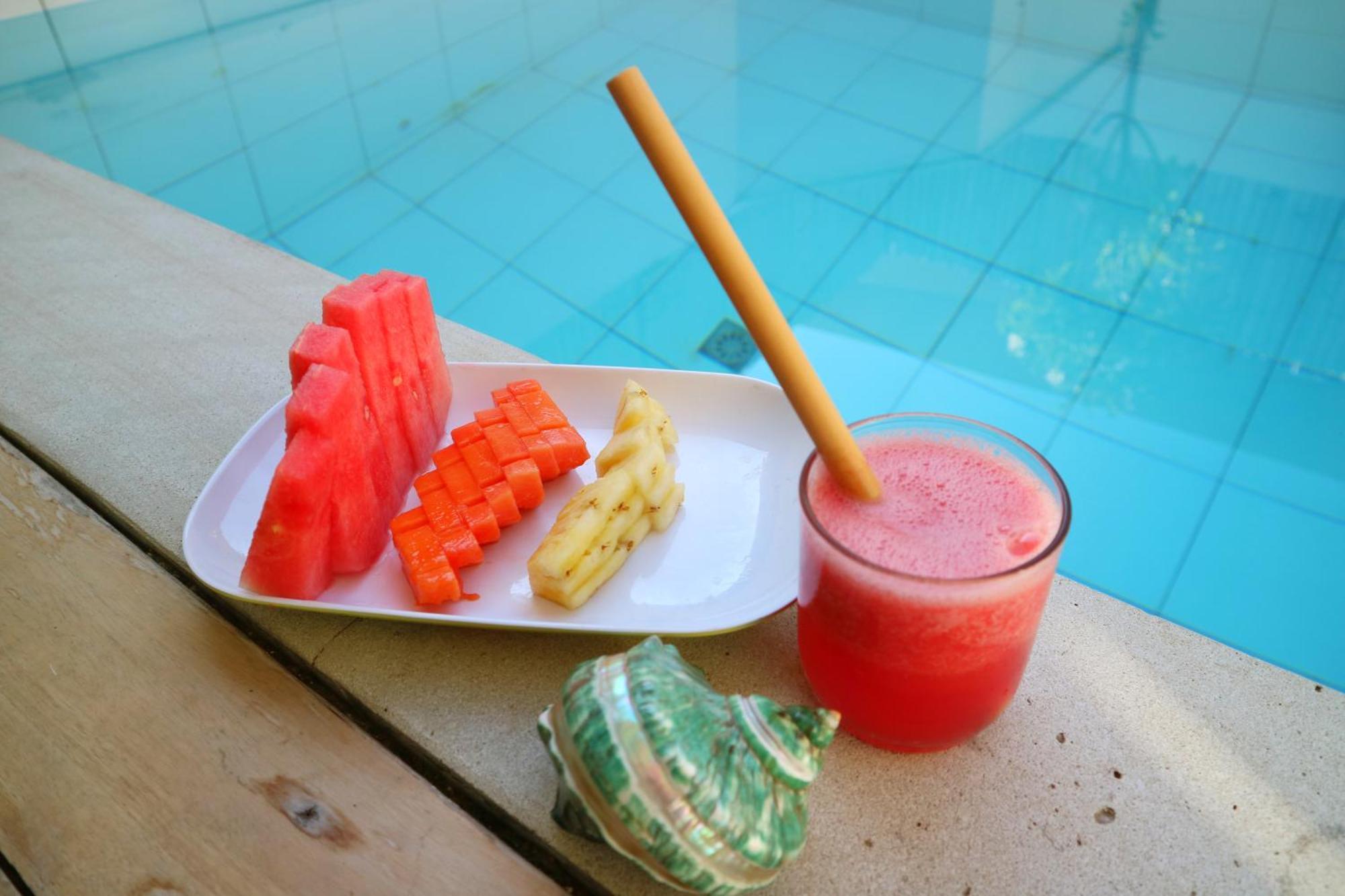Meno Suites ギリ島 エクステリア 写真